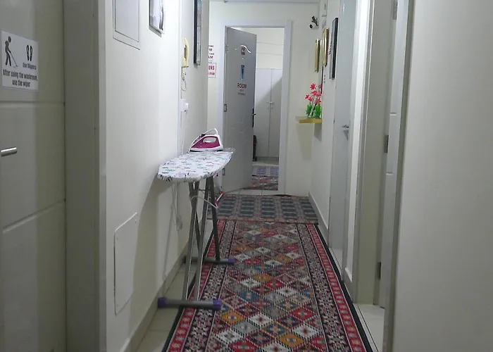 Ruby Star Hostel Dubai F 4 R 2-3