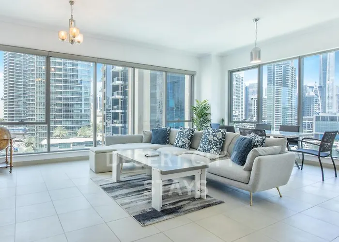 2 Bed Room In Attessa Tower, Dubai Marina By Desert City Stays