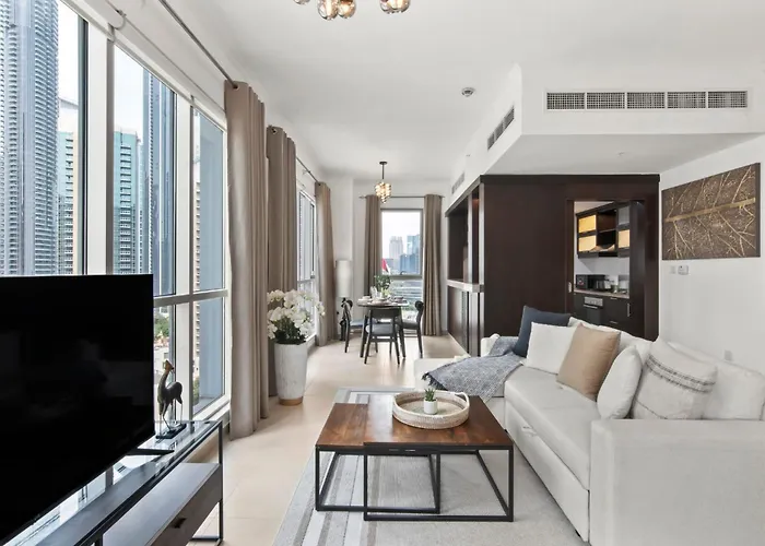 Stunning 1-Bedroom Apartment With Full Burj Khalifa View - 5-Min Walk To Dubai Mall