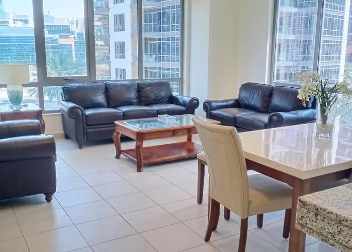 Luxury 1-Br Apt Near Burj Khalifa And Dubai Mall