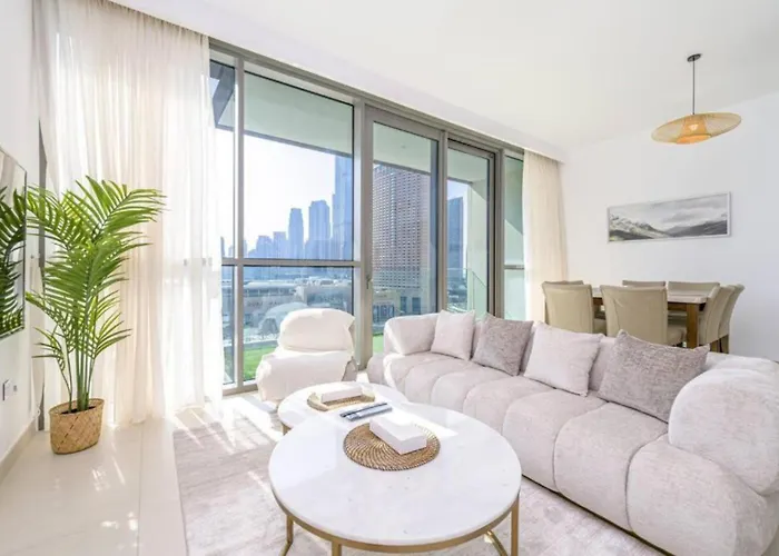 Luxury 3-Bedroom Apartment In Dubai