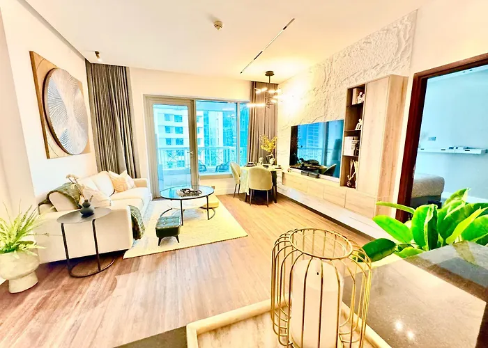 The Burj Khalifa Living - Spectacular Views Of Dubai Fountain - 3 Min Walk To Dubai Mall