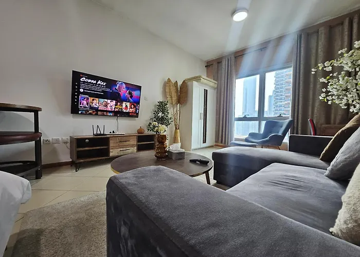 Stunning Apartment, Partial Sea View, Canal Marina View, 5 Min Walk To Jbr Beach And Metro