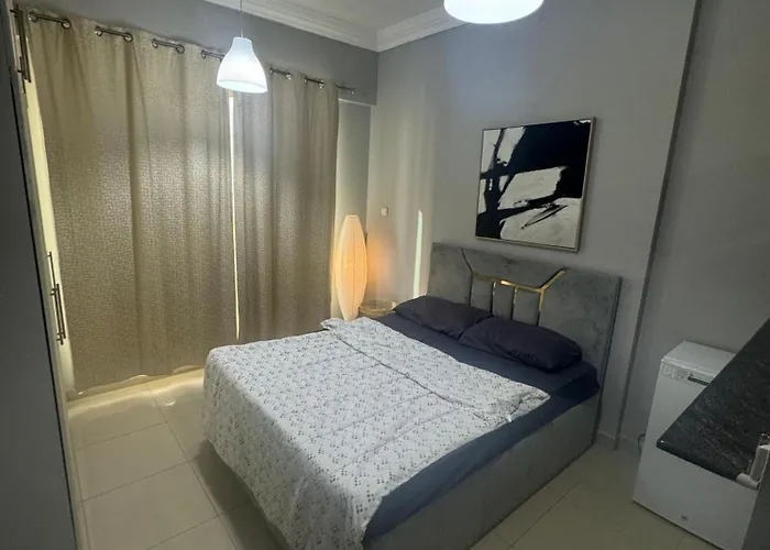 Studio Apartment On Marina Walk