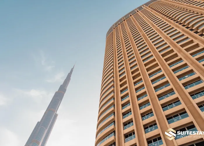 Ostay-Fashion Avenue Dubai Mall