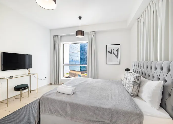 Seafront Newly Renovated 2Br In Jbr