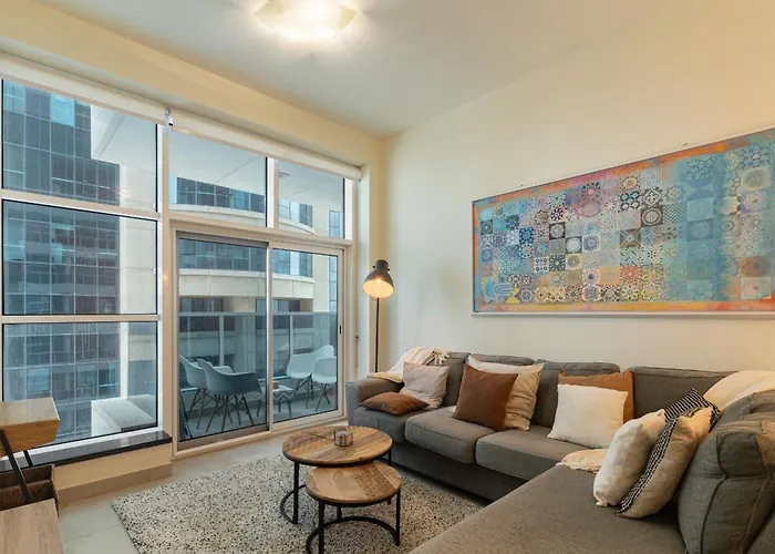 Marina Arcade,Dubai Marina - 1Br Apartment - Allsopp&Allsopp
