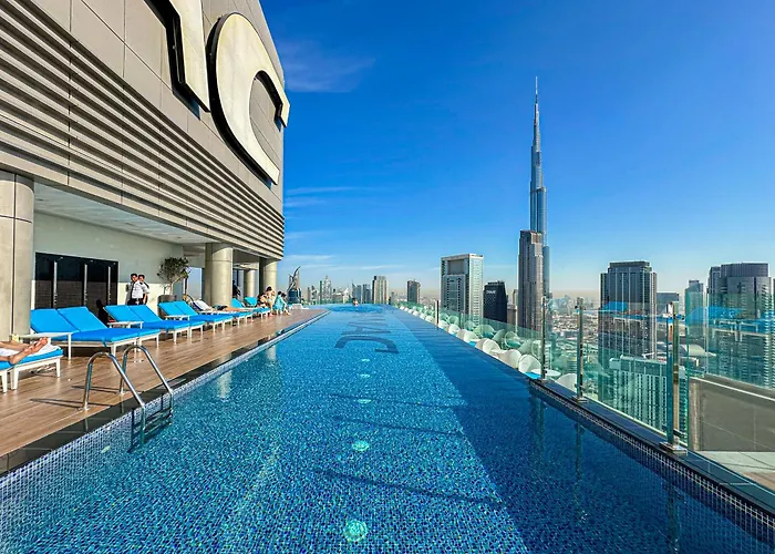 Sky-High Oasis Burj Khalifa Views, Rooftop Infinity Pool, 3Br Apartment In Paramount Hotel Midtown