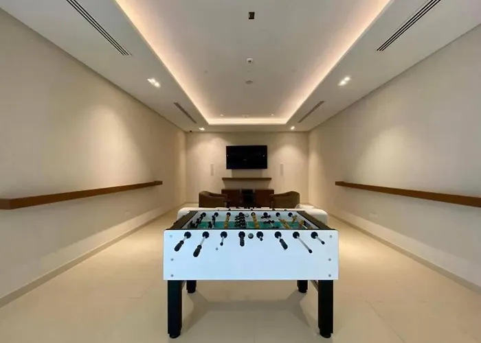 Amazing 2Bhk At The Marina Beach