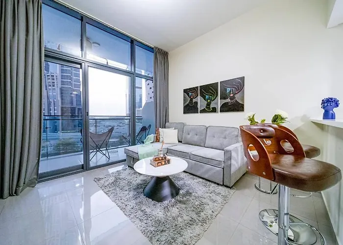 Chic 1Br Getaway- 4Min Walk To Business Bay Metro & 10Min To Burj Khalifa