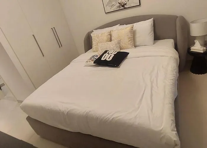 Burj Crown M Bin Rasheed Family Apartment In Downtown Dubai
