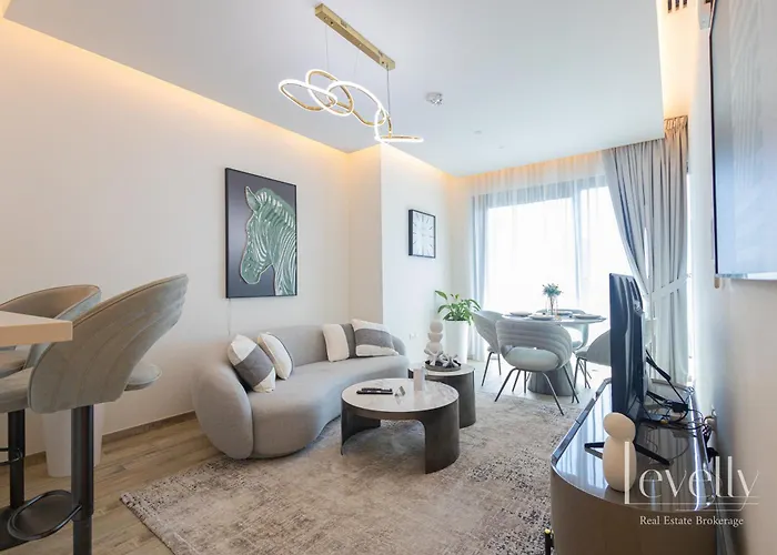 Stunning 1Br With Panoramic City Skyline View
