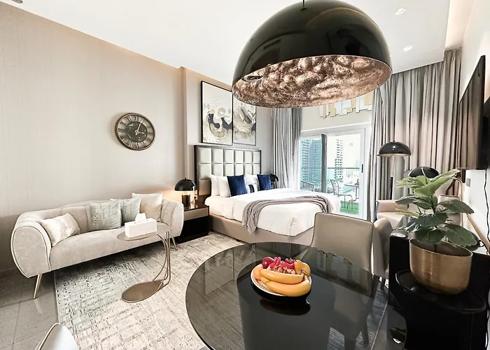 Unparalleled Splendor - Luxe Studio In Business Bay