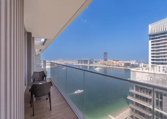 Luxury 1-Bedroom Apartment At Emaar Beachfront