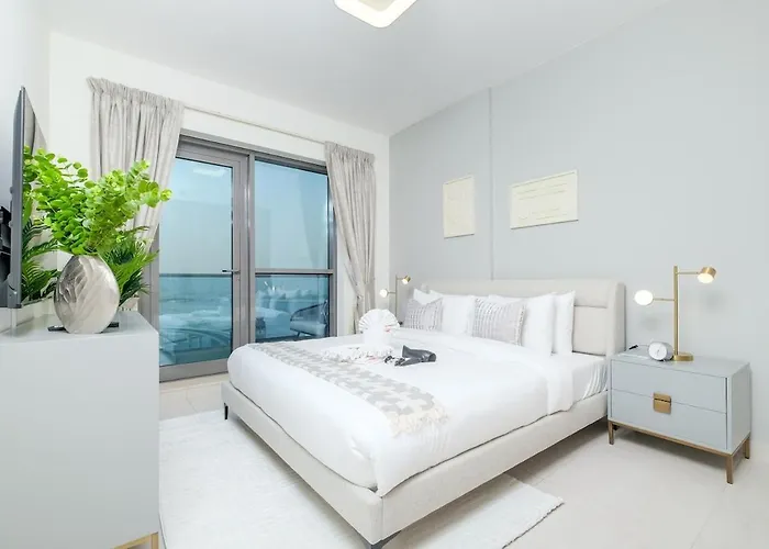 Serene 1-Bedroom Apartment For 4 In Business Bay