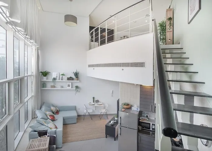 Stylish Loft-Style Studio Apartment At The Bridge In Sports City!