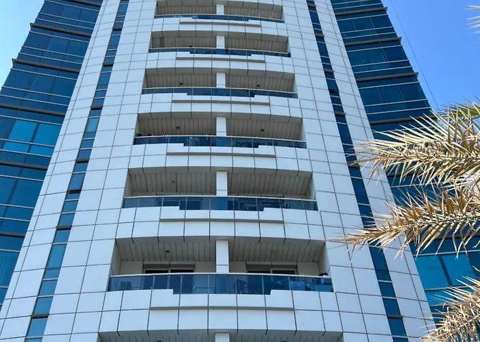 Marina Grand Metro Holiday Home