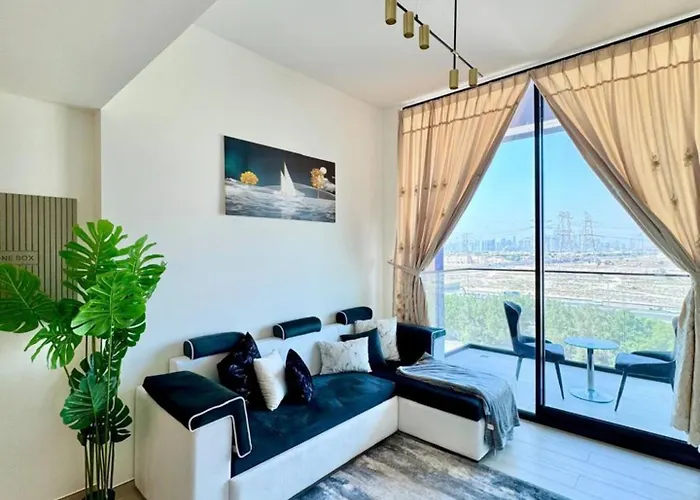 Spacious Brand New One Bedroom Apartment In Jvc