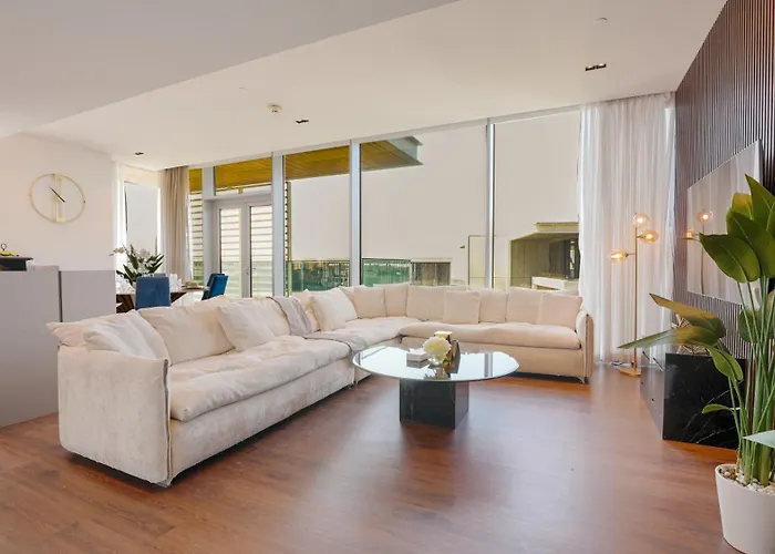 Bluewaters Island- Beautifully Designed 3Br Apartment By Tlre Holiday Homes