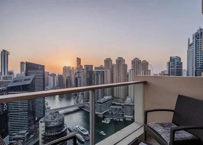 Apartments In Address Dubai Marina Residences Connected To Marina Mall