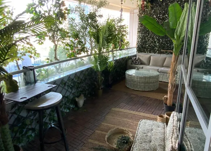 Fully Upgraded Luxurious One Bedroom Between Marina And Jbr