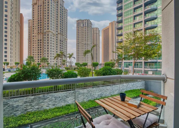 Stunning Hideaway In Dubai Marina