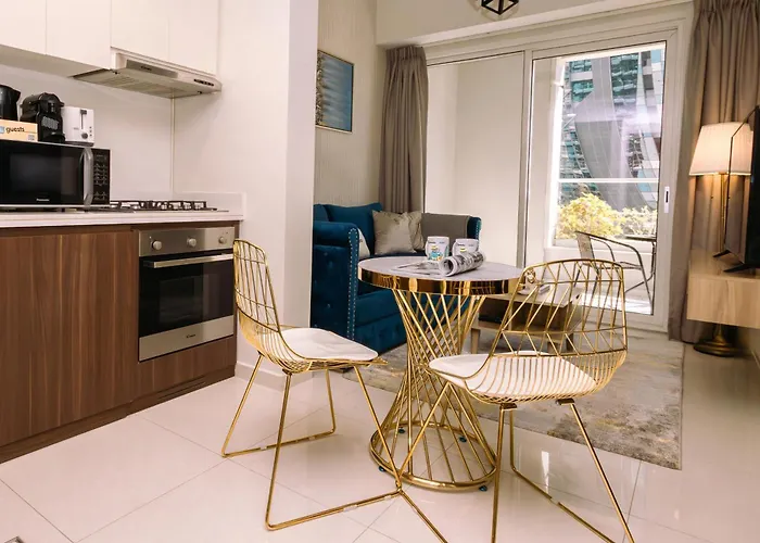 Higuests - Vibrant 1Br In Business Bay