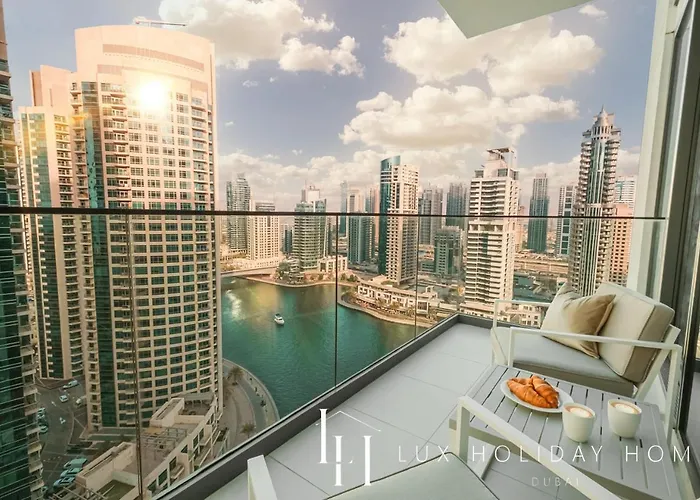 Lux Contemporary Suite With Full Marina View 5