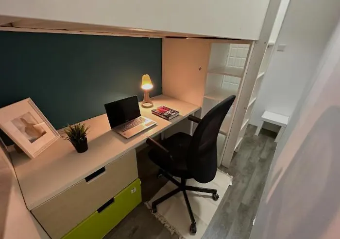Loft Room In Al Barsha 1 Near Moe Metro