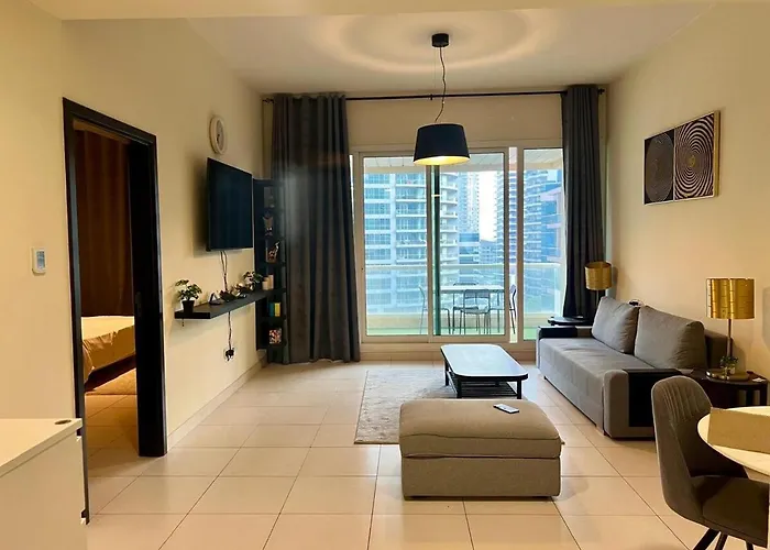 Luxury One Bedroom In Dubai Marina