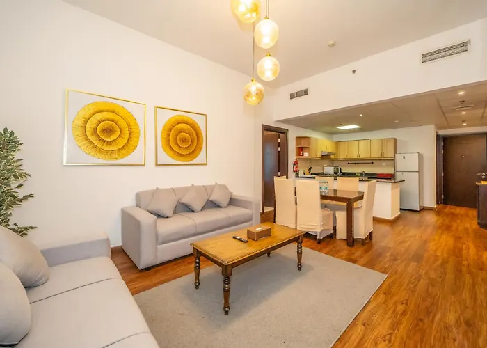 Live Spacious 3Br Apartment All En Suite & Balcony