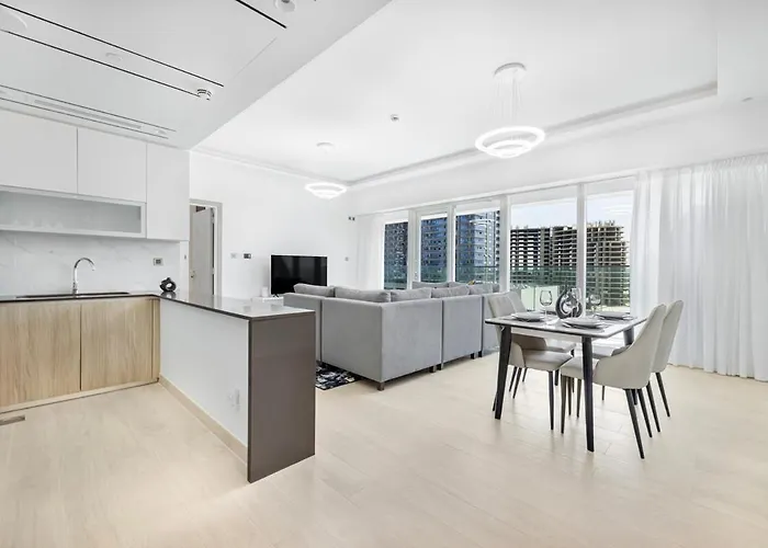 Stylish Brand New 1 Bedroom
