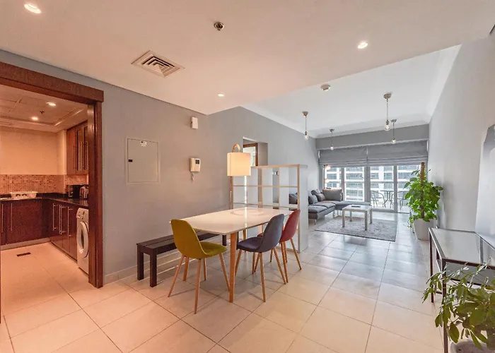 Lovely 1 Bedroom Apartment, Near Dubai Mall & Burj Khalifa, Downtown Dubai