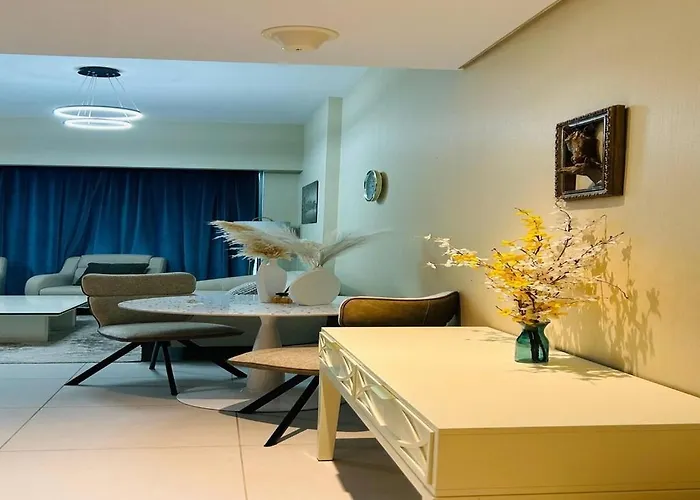 Montrose Residence Tower A 1Br Apartment