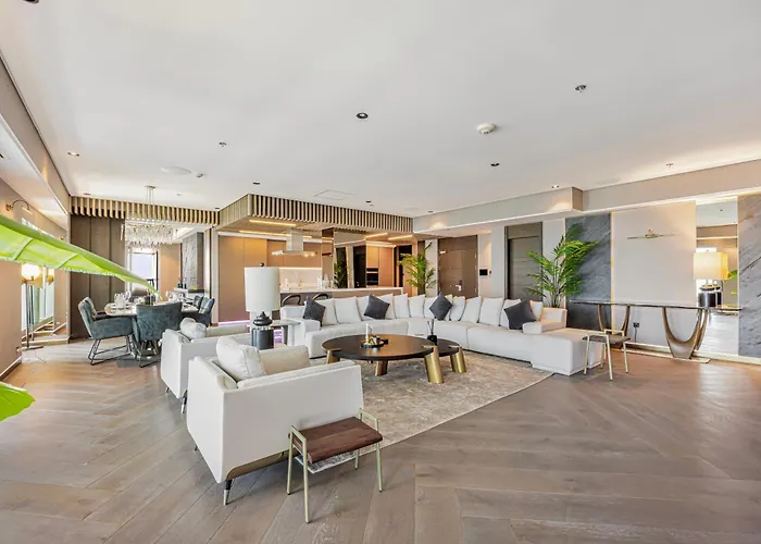 Daniels 3Br At Princess Tower With Full Palm Jumeirah View