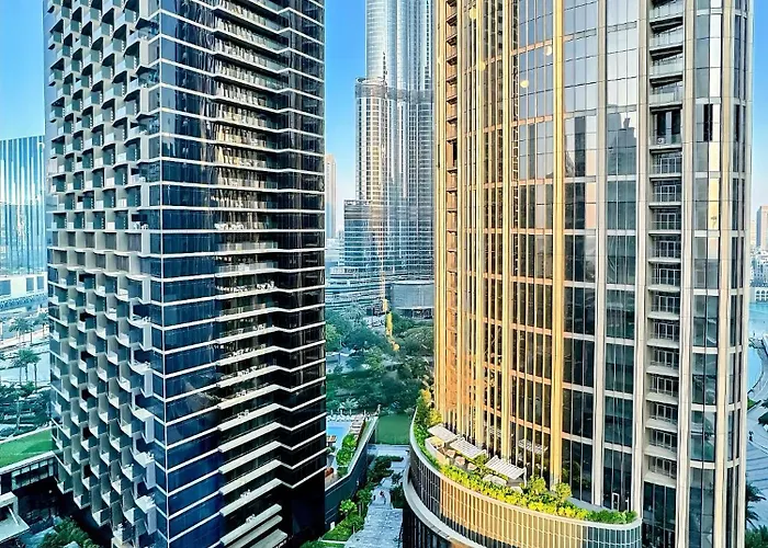 Downtown 2 Bedroom Burj Khalifa & Fountains Views 8 Min From Dubai Mall