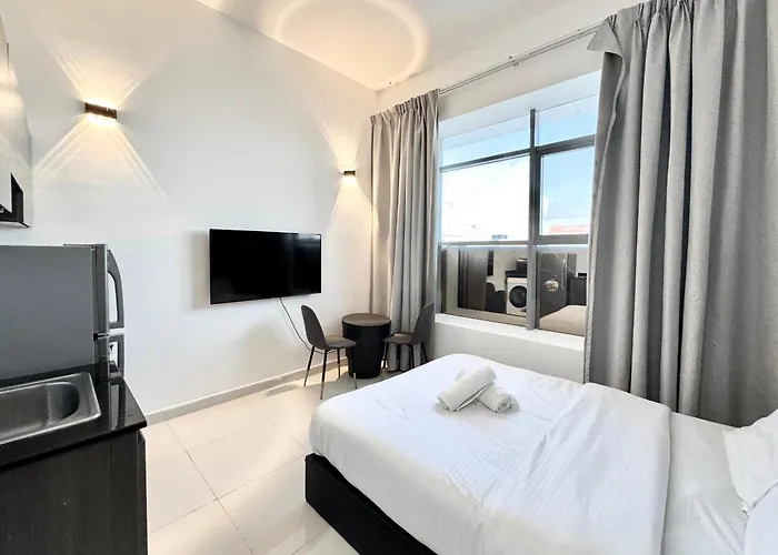 Al Manara Classic Deluxe Sheikh Zayed Studio