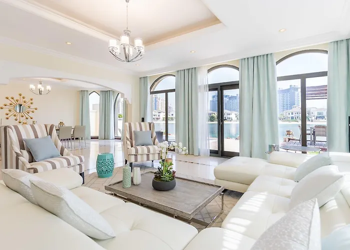 Charming 6Br Villa With Private Pool On Palm Jumeirah
