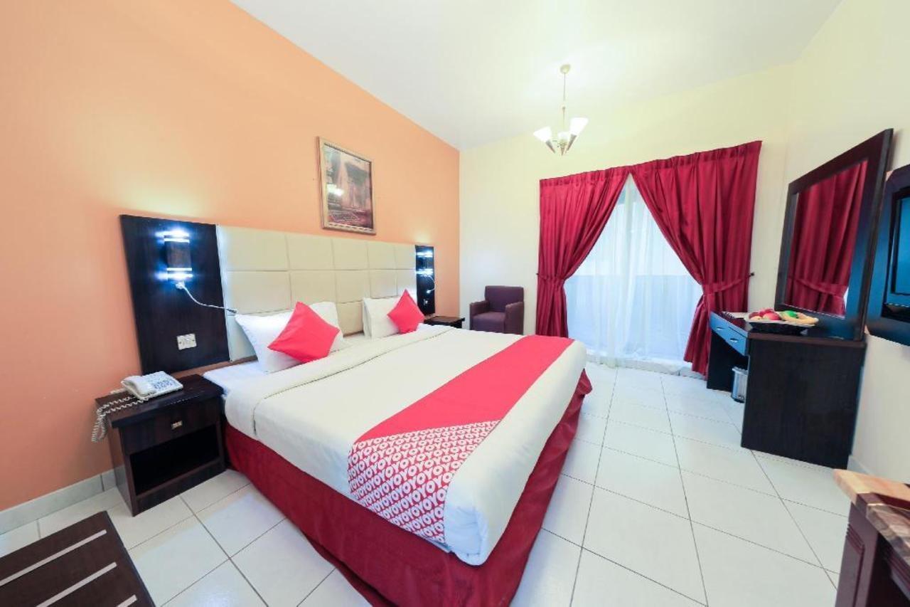 Oyo 123 Royal 2*