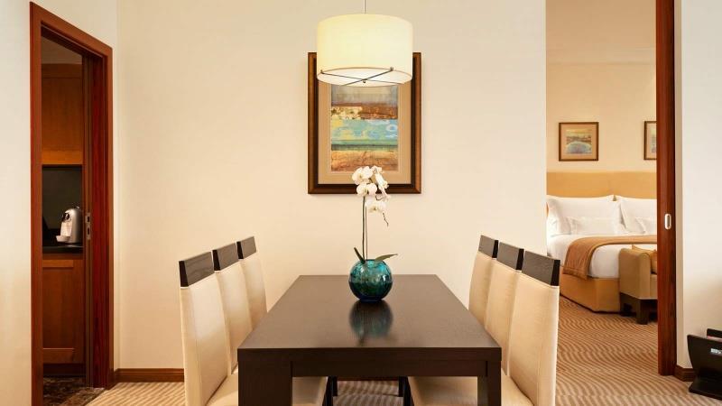 Grosvenor House Apartments