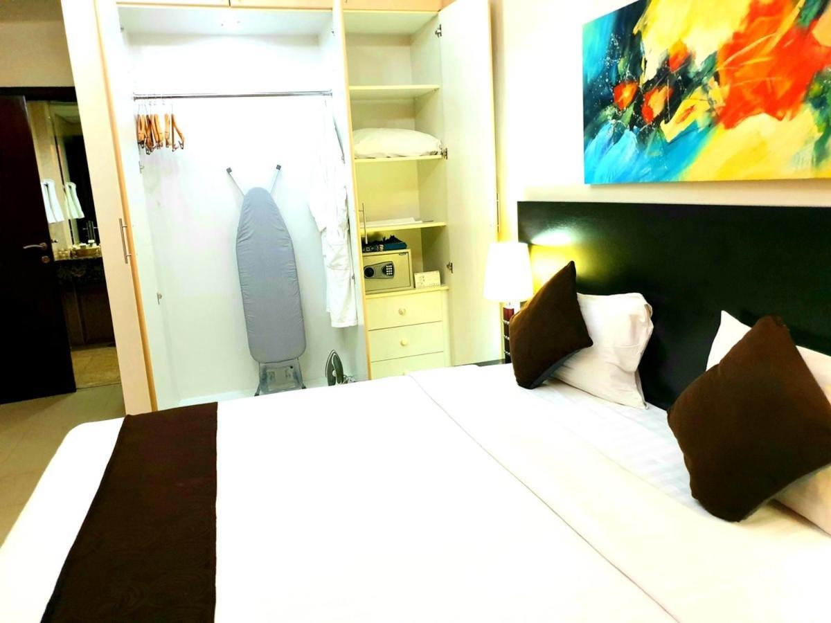 Fortune Classic Apartment, Airport ,near Dafza Metro Station Aparthotel Dubai