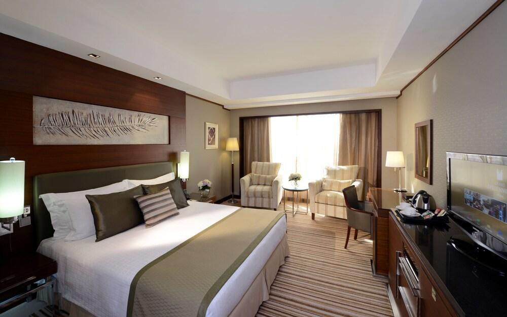 Grand Millennium 5* Dubai