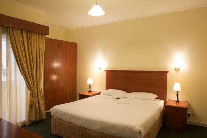 Almas Hotel Apartment 3*
