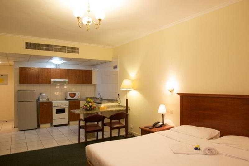 Almas Hotel Apartment Hotel
