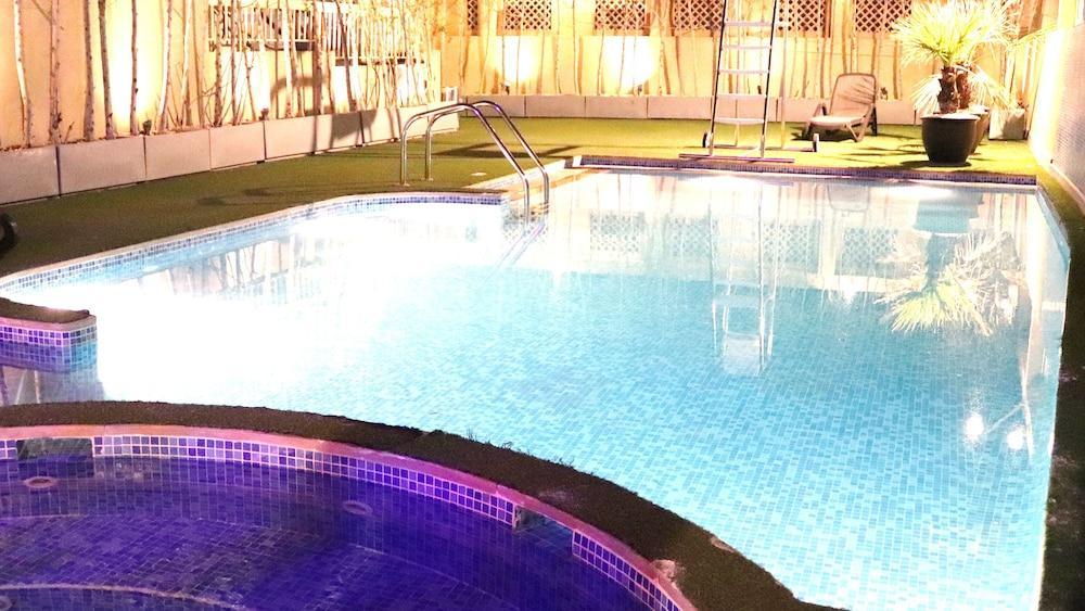 Al Buraq Hotel