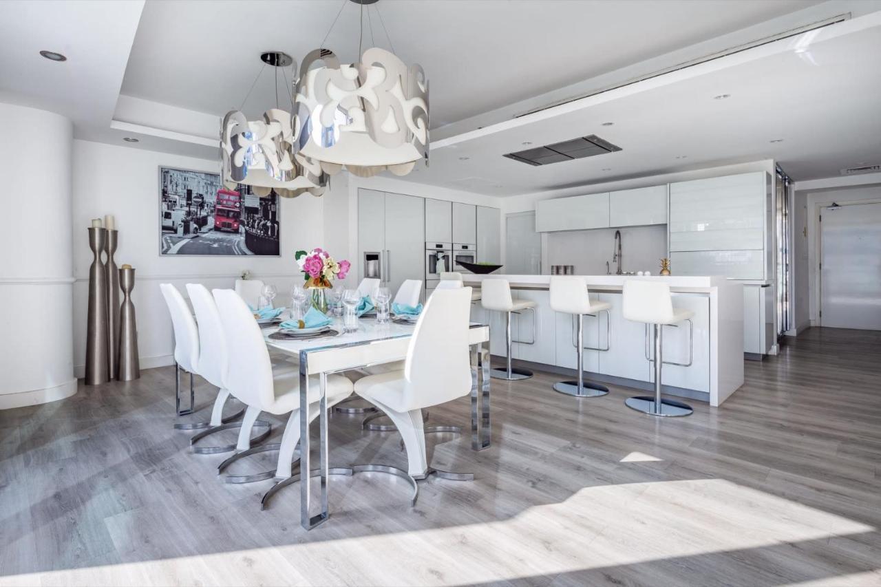 Frank Porter - Damac Waves Apartment