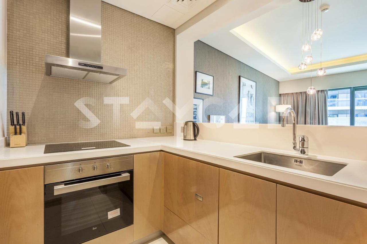 Staycae Paramount Towers Apartment