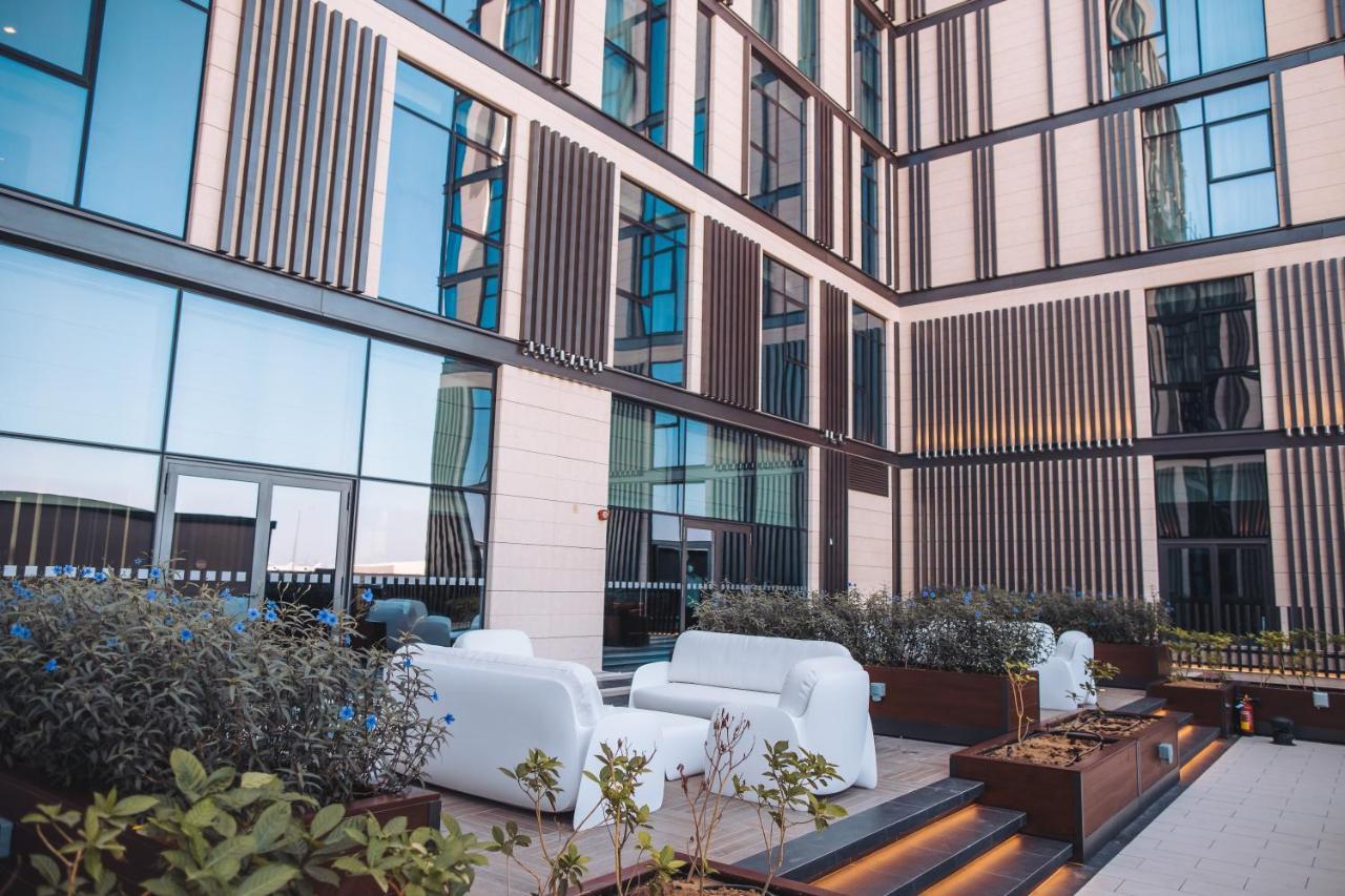 Apart Otel Staybridge Al-maktoum Airport By Ihg Dubai