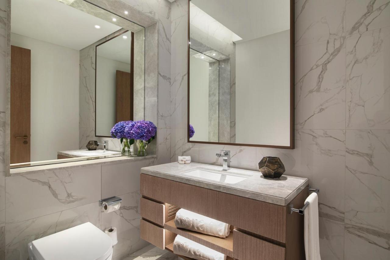 Al Jaddaf Rotana