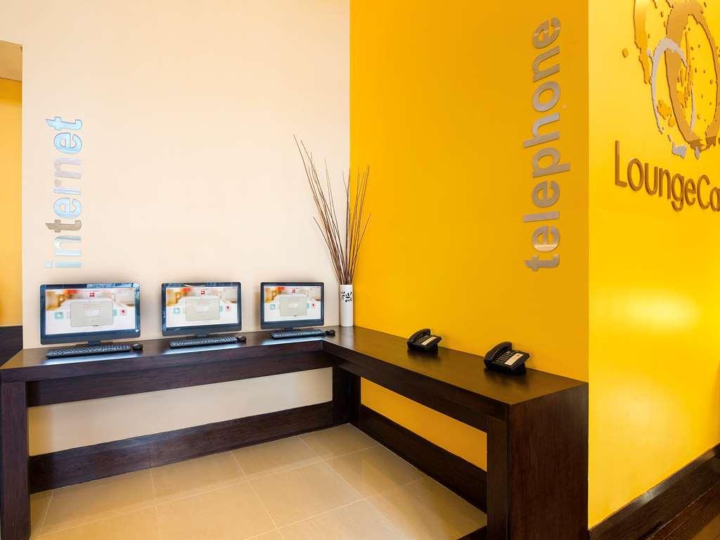Ibis Al Rigga 3*
